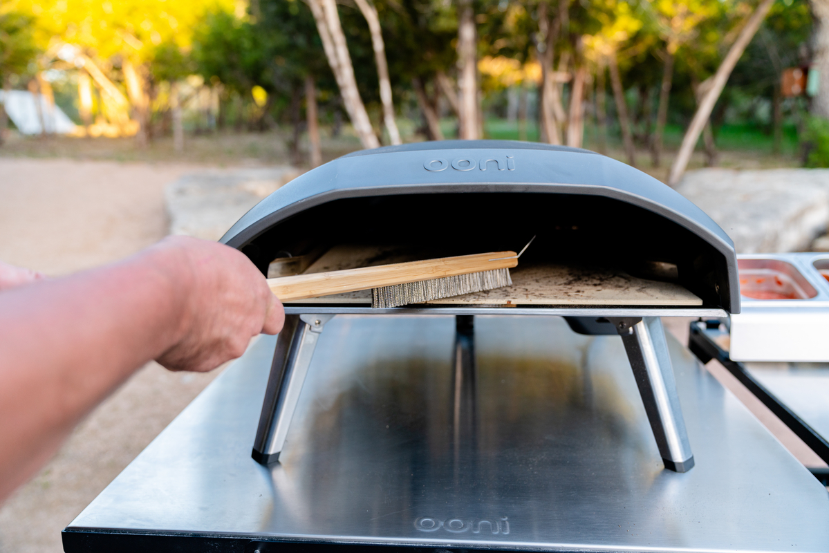 Lifestyle  Ooni Pizza Oven Brush1